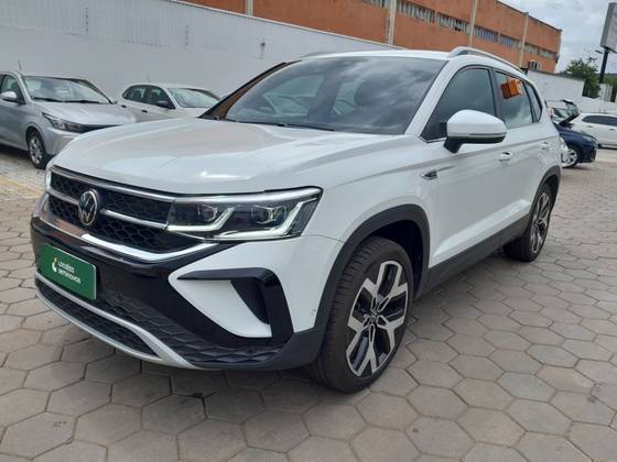 VOLKSWAGEN TAOS 1.4 250 TSI TOTAL FLEX HIGHLINE AUTOMÁTICO